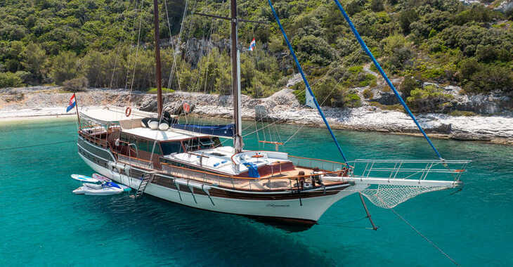 Rent a schooner in Split (ACI Marina) - Gulet Eleganza