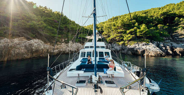 Rent a schooner in Marina Split (ACI Marina) - Gulet Maske