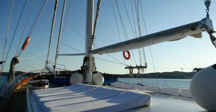 Rent a schooner in Marina Mandalina - Gulet Dolce Vita