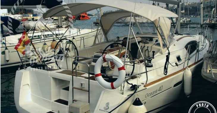 Rent a sailboat in Port Mahon - Oceanis 40 