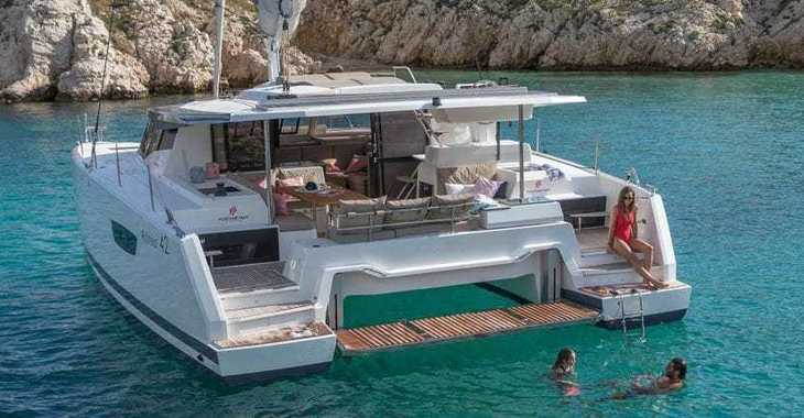 Rent a catamaran in Nanny Cay - Fountaine Pajot Astréa