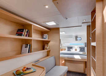 Louer catamaran à Road Reef Marina - Lagoon 42