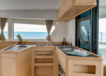 Louer catamaran à Road Reef Marina - 2019 Lagoon 42