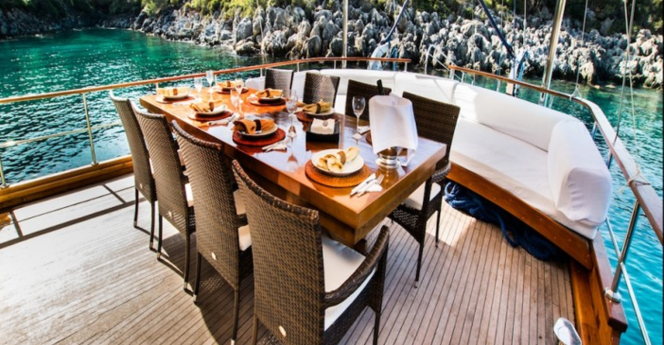 Rent a schooner in Bodrum Marina - Gulet Cemre Mila (Luxury)