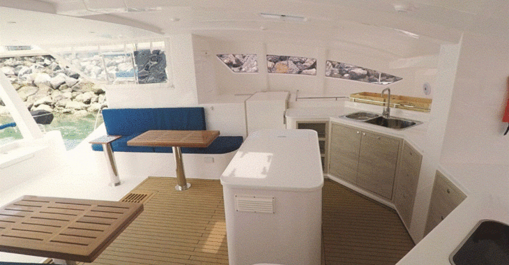 Louer catamaran à Yacht Haven Marina - Island Spirit 38