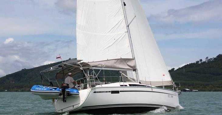 Louer voilier à Yacht Haven Marina - Bavaria 33 Cruiser