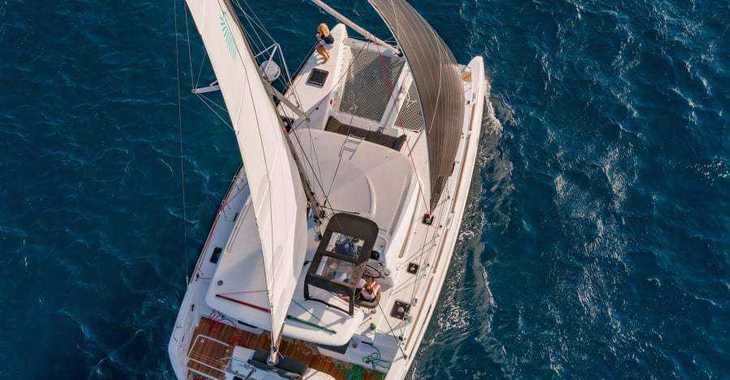 Rent a catamaran in Preveza Marina - Lagoon 40