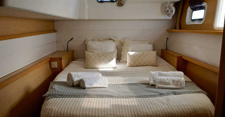 Rent a catamaran in Club Naútico de Sant Antoni de Pormany - Lagoon 450 Sport owners version ( 3 cabins + 3 wc)
