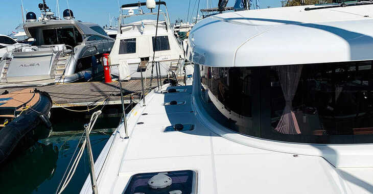 Louer catamaran à Agios Kosmas Marina - Lagoon 42 - 4 + 2 cab.