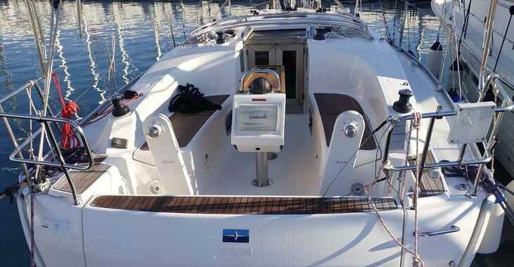 Rent a sailboat in Jezera ACI Marina - Bavaria Cruiser 34