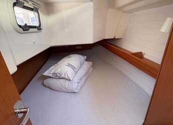 Rent a sailboat in Jezera ACI Marina - Bavaria Cruiser 34