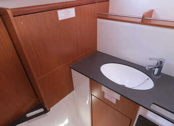 Rent a sailboat in D-Marin Gocek - Bavaria Cruiser 37 - 3 cab.