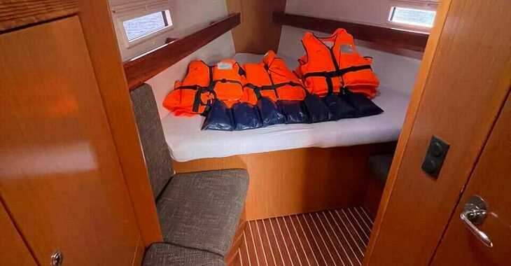 Rent a sailboat in ACI Jezera - Bavaria Cruiser 40 S