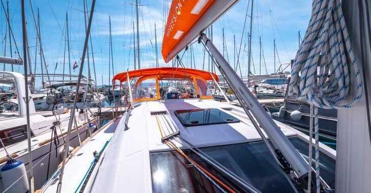 Rent a sailboat in Split (ACI Marina) - Elan 40.1 Impression
