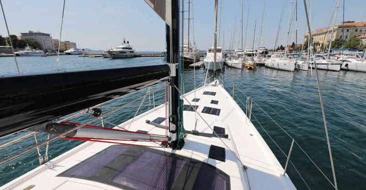 Rent a sailboat in D-Marin Borik - Dufour 560