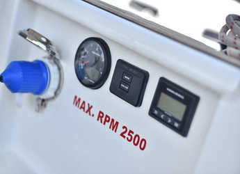 Alquilar velero en D-Marin Borik - Dufour 560