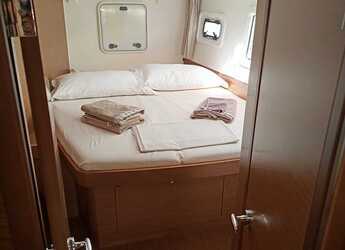 Alquilar catamarán en Porto Capo d'Orlando Marina - Lagoon 42