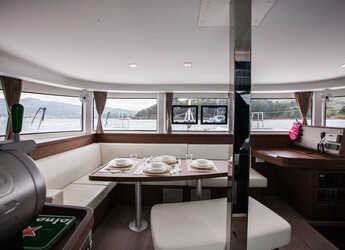 Alquilar catamarán en Porto Capo d'Orlando Marina - Lagoon 42