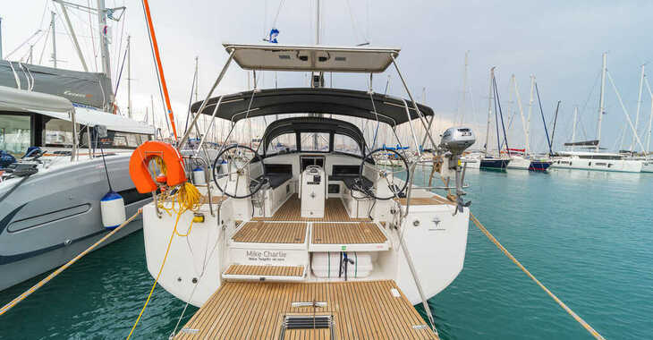 Chartern Sie segelboot in Nidri Marine - Sun Odyssey 440