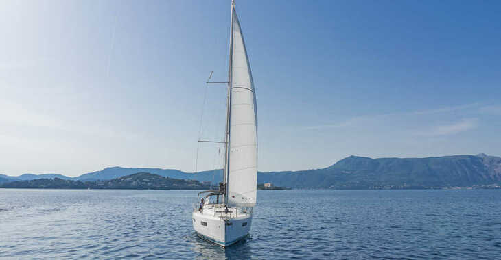 Rent a sailboat in Marina Gouvia - Sun Odyssey 490