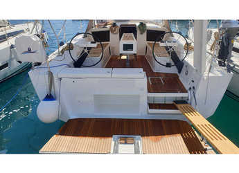 Rent a sailboat in Marina Frapa - Dufour 430 Grand Large