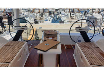 Rent a sailboat in Marina Frapa - Dufour 430 Grand Large