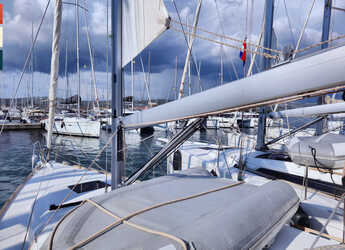 Rent a sailboat in Marina Frapa - Dufour 360 Grand Large