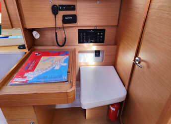 Rent a sailboat in Marina Frapa - Dufour 360 Grand Large