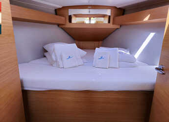 Rent a sailboat in Marina Frapa - Dufour 360 Grand Large