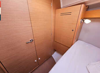 Rent a sailboat in Marina Frapa - Dufour 360 Grand Large