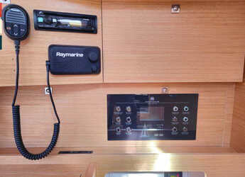 Rent a sailboat in Marina Frapa - Dufour 360 Grand Large