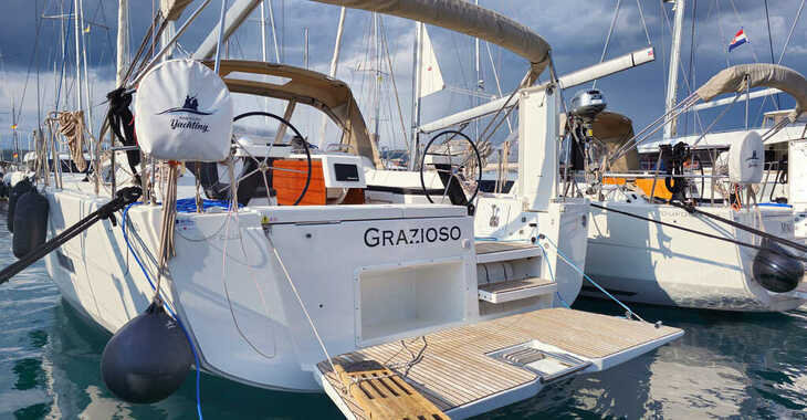 Chartern Sie segelboot in Marina Frapa - Dufour 430 Grand Large