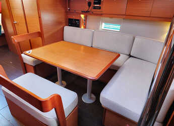 Rent a sailboat in Marina Frapa - Dufour 430 Grand Large