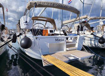 Chartern Sie segelboot in Marina Frapa - Dufour 390 Grand Large