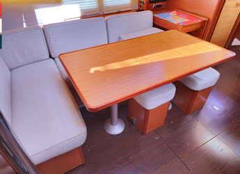 Chartern Sie segelboot in Marina Frapa - Dufour 390 Grand Large