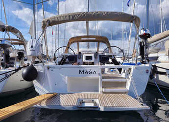 Chartern Sie segelboot in Marina Frapa - Dufour 390 Grand Large
