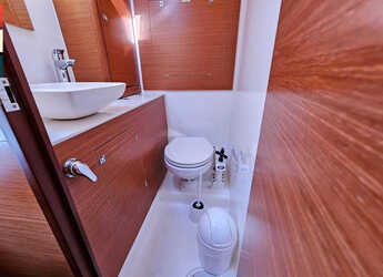 Chartern Sie segelboot in Marina Frapa - Dufour 390 Grand Large