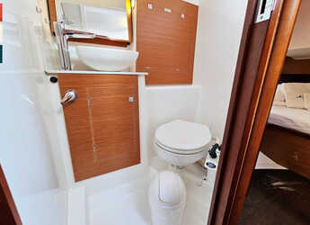 Chartern Sie segelboot in Marina Frapa - Dufour 390 Grand Large