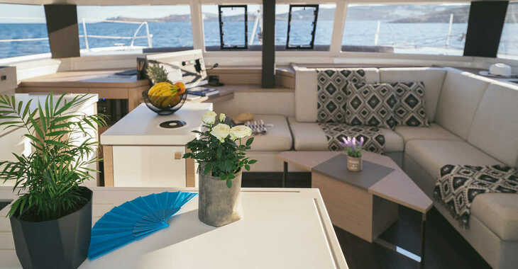 Rent a catamaran in Lavrion Marina - Fountaine Pajot 47 SAONA LUX (GEN,AC,WATERMAKER)
