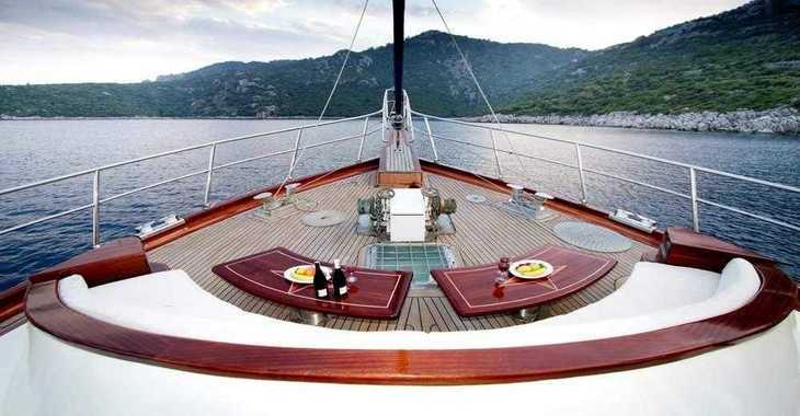 Rent a schooner in Bodrum Marina - Gulet Diva Deniz (Luxury)