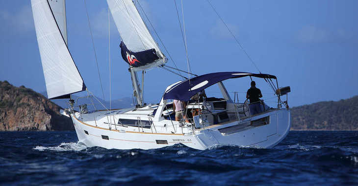 Chartern Sie segelboot in Marina Zeas - Moorings 45.4 (Club)