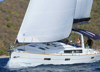 Chartern Sie segelboot in Marina Zeas - Moorings 45.4 (Club)