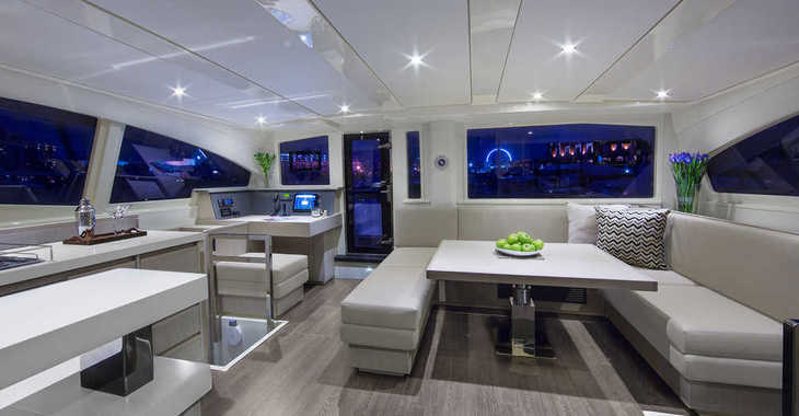 Rent a power catamaran  in Marina Zeas - Moorings 514 PC  (Club)