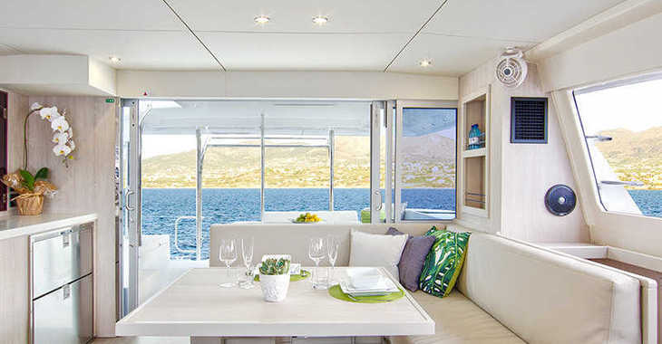Rent a catamaran in Marina Zeas - Moorings 4000 (Club)