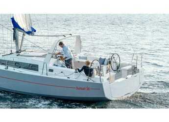 Rent a sailboat in Agana Marina - Sunsail 38/2 (Classic)