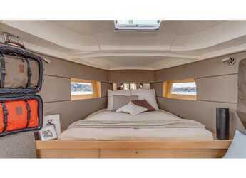 Rent a sailboat in Agana Marina - Sunsail 38/2 (Classic)