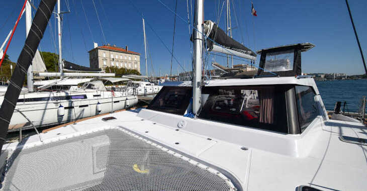 Rent a catamaran in Zadar Marina - Aventura 34
