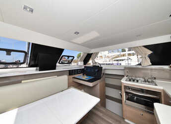 Noleggiare catamaran in Marina Tankerkomerc - Aventura 34