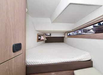 Noleggiare catamaran in Marina Tankerkomerc - Aventura 34