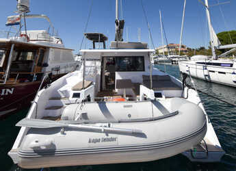 Noleggiare catamaran in Marina Tankerkomerc - Aventura 34